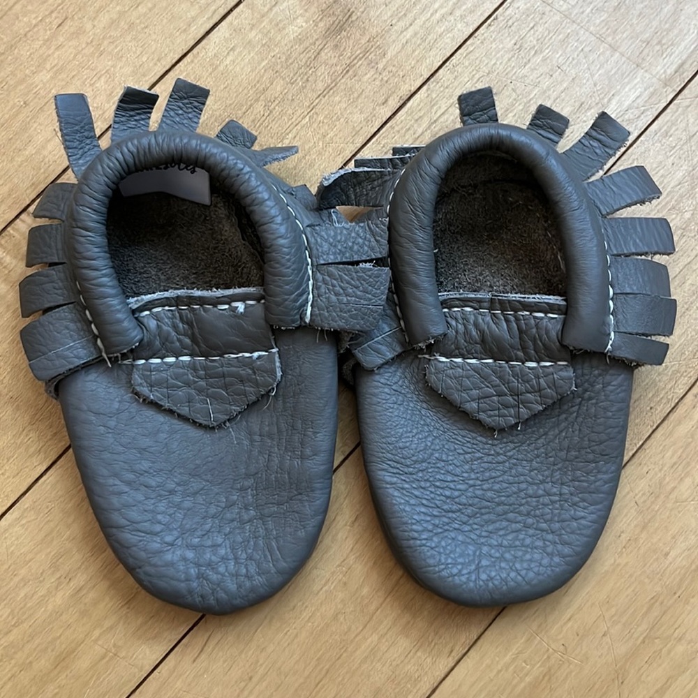 NWOT Bare Soles moccasins